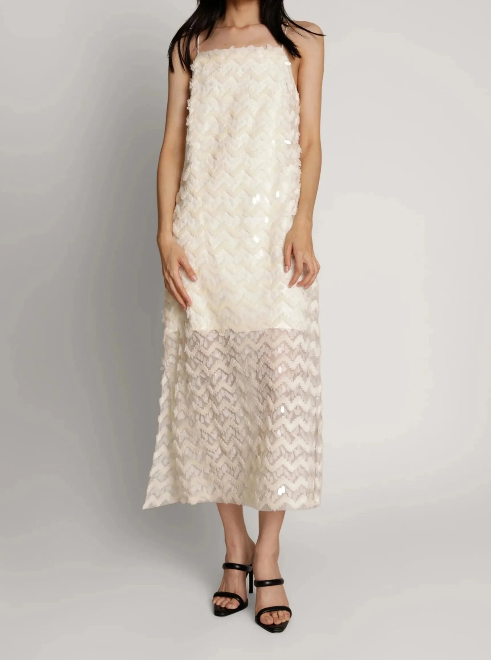 MOVEMENT DRESS | CREME