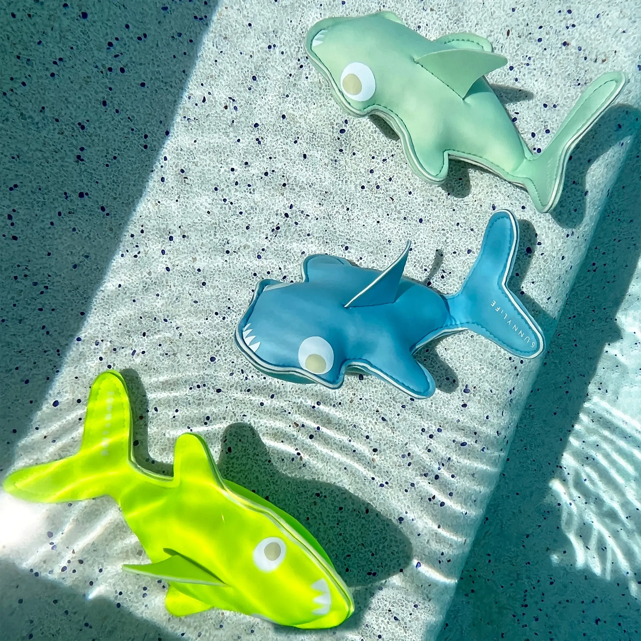 SUNNYLIFE DIVE BUDDIES | SALTY THE SHARK (SET OF 3)